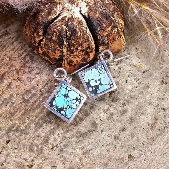 Beautiful Nature Turquoise Square Sterling Silver Earring - Picture 3 of 9